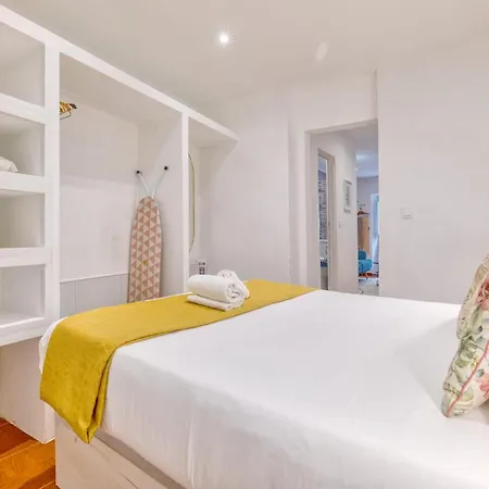 Bairro Alto Cozy דירה ליסבון