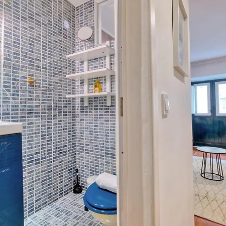 Bairro Alto Cozy דירה