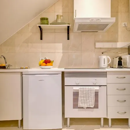 Bairro Alto Cozy 아파트 리스본